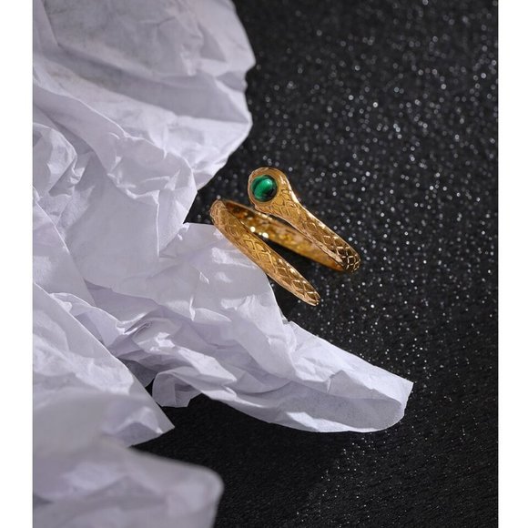NEW 18K Gold Plated Emerald Snake Serpent Resizable Ring - Picture 5 of 9